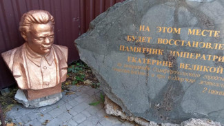 В Симферополе бюст Кирова перенесли в музей
