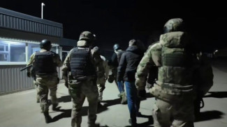 ФСБ пресекла деятельность организаторов канала незаконной миграции в Крыму