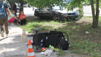 В Евпатории водитель иномарки сбил на пешеходном переходе женщину с двумя детьми 