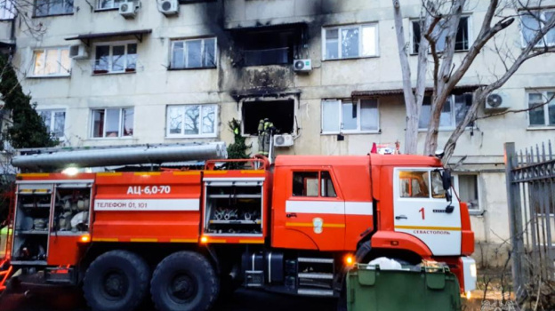 Пожар произошел в общежитии в Севастополе