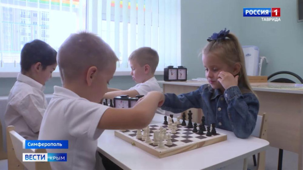 Все больше дошкольных учреждений Крыма участвуют в республиканском проекте «Шахматы в детском саду»