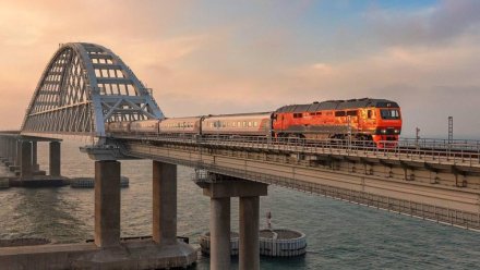 Около 200 тысяч пассажиров планируют перевезти в майские праздники на поездах в Крым