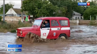 В Ленинском районе построили 12-метровую дамбу