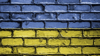 Сине-жёлтый флаг Украины оказался неукраинским