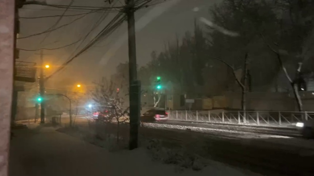Крым снег перевал 22.02.24. Ночью выпал снег подчеркнуть