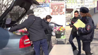Симферопольцев штрафуют за незаконную торговлю цветами