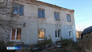 Аварийный дом оказался общежитием Минсельхоза Крыма
