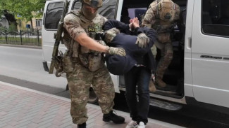 Двух жителей Керчи будут судить за сотрудничество с украинскими спецслужбами