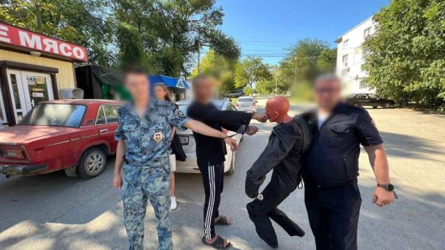 Симферополец чуть не убил собутыльника