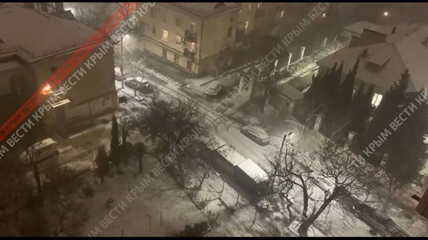 Мощная метель обрушилась на Севастополь (ВИДЕО)