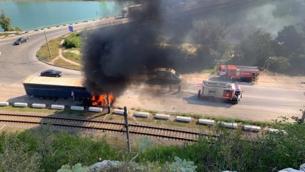 В Инкермане грузовик загорелся на ходу