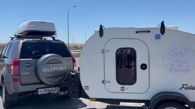 Первый в Крыму АЗК с кемпингом открыт на «Тавриде»: вода, свет и канализация для автопутешественников