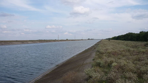 Северо-Крымский канал начал получать днепровскую воду
