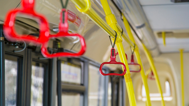 Проезд в общественном транспорте для школьников Крыма останется 17 рублей