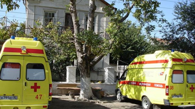В крымской больнице от работы отстранили 29 медиков