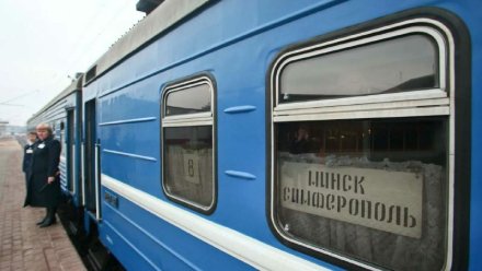 Чистый путь: уборка территории вдоль железной дороги Крыма продолжается