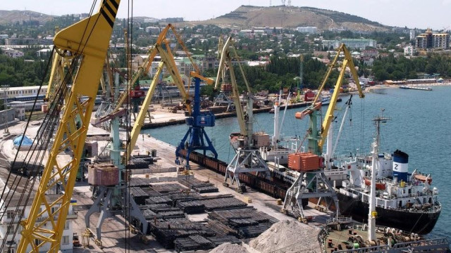 Феодосийский морской порт реконструируют