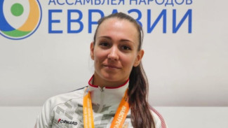Крымчанка завоевала серебро на международных соревнованиях по армрестлингу