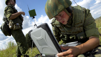 Подразделения связи и радиоэлектронной борьбы состязались в Крыму