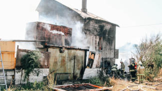 В частном доме Севастополя произошёл крупный пожар