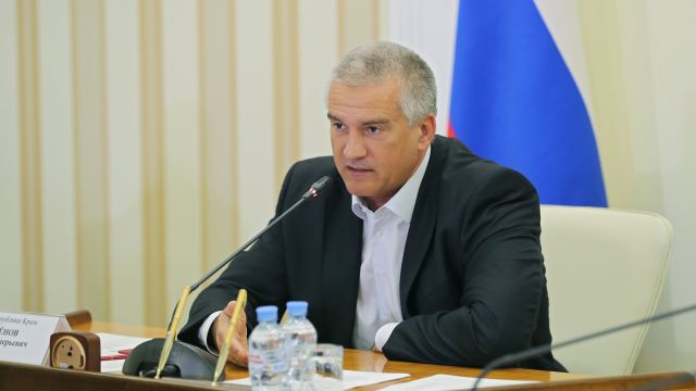 Аксёнов недоволен подходом к ремонту дорог в Крыму