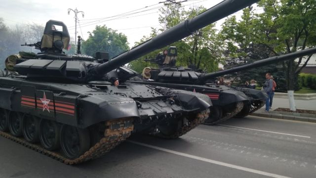 В Крыму начали подготовку к парадам Победы