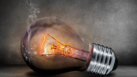 Специалисты проводят аварийно-ремонтные работы в обесточенной части Крыма