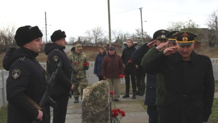 В Керчи 1 декабря вспоминали тех, кто отстаивал Родину в годы Великой Отечественной