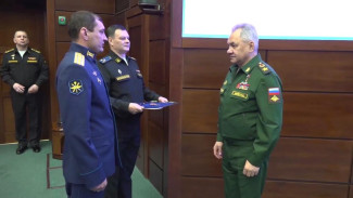 Шойгу наградил лётчиков после инцидента с беспилотником США в районе Крыма