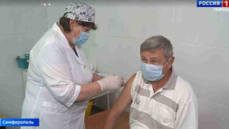 В Крым доставлена вакцина для ревакцинации против Covid 