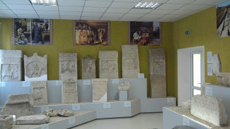  В Керчи открылась выставка культурной жизни боспорских греков