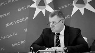 Аксёнов выразил соболезнования в связи с гибелью министра чрезвычайных ситуаций России