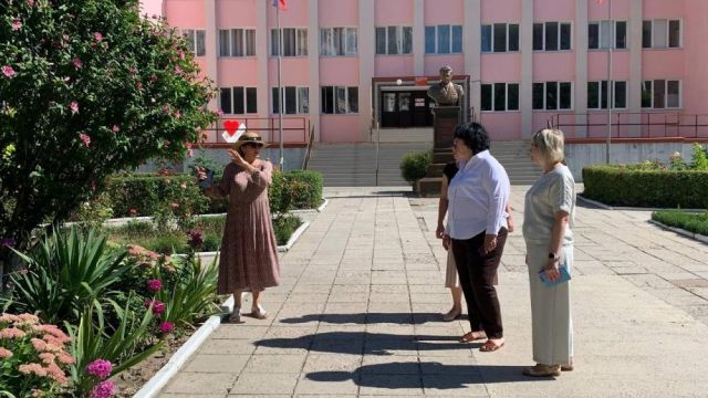 Симферопольские школы проверяют на готовность к новому учебному году