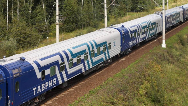 Жители блокадного Ленинграда смогут бесплатно приехать в Крым на поезде