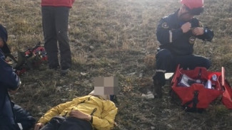 Два парапланериста в Крыму столкнулись и упали с высоты