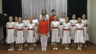 Студия «Крымские жемчужины» — «Поклонитесь, внуки, дед»