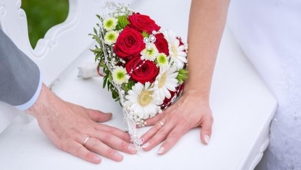 Почти две тысячи пар узаконили свой брак в Крыму