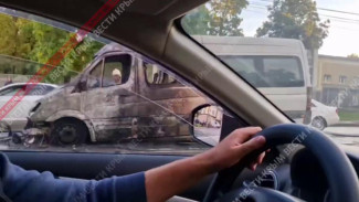 В Симферополе загорелся автобус