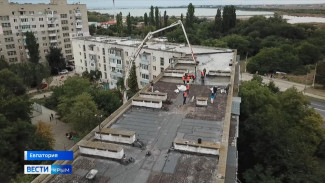 Более 100 аварийных крыш отремонтируют в Крыму