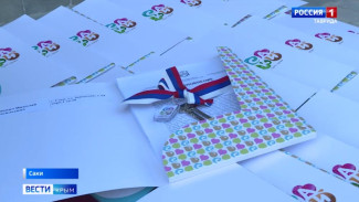 В городе Саки более 20 семей получили ключи от новых квартир