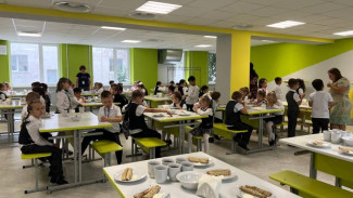 Мэр Симферополя проверит качество питания в городских школах