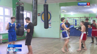 Керченские спортсмены возобновили тренировки после капремонта стадиона имени 50-летия Октября