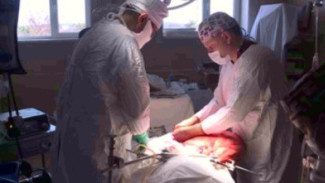 В Крыму провели уникальную операцию по удалению опухоли весом 15 кг