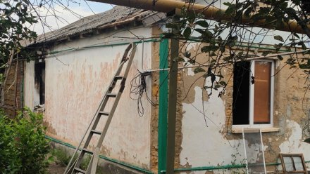 В Симферопольском районе загорелся жилой дом