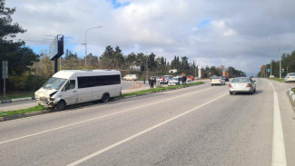 Ребенок и две женщины пострадали в ДТП с автобусом в Севастополе