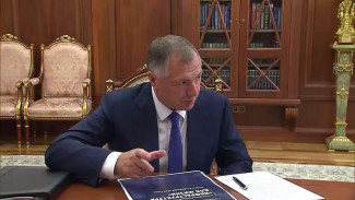 Марат Хуснуллин доложил Путину о процессе строительства Азовского кольца