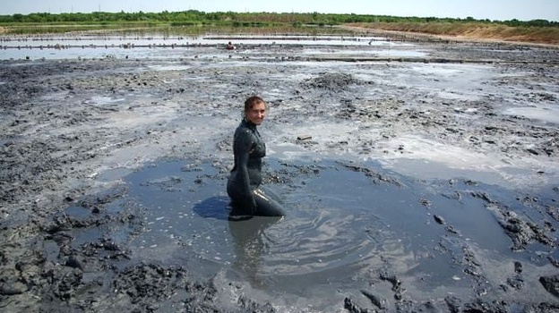 В Крыму назвали лечение сакской грязью в три раза эффективнее, чем на Мертвом море