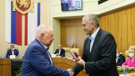 Путин наградил председателя Общественной палаты Крыма