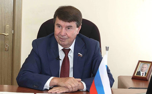 В Совфеде призвали ввести обязательную вакцинацию для туристов в Крыму