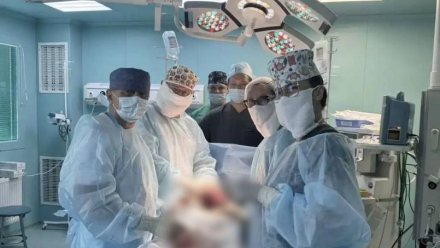 В Крыму медики одновременно провели женщине кесарево сечение и удалили крупные миоматозные узлы